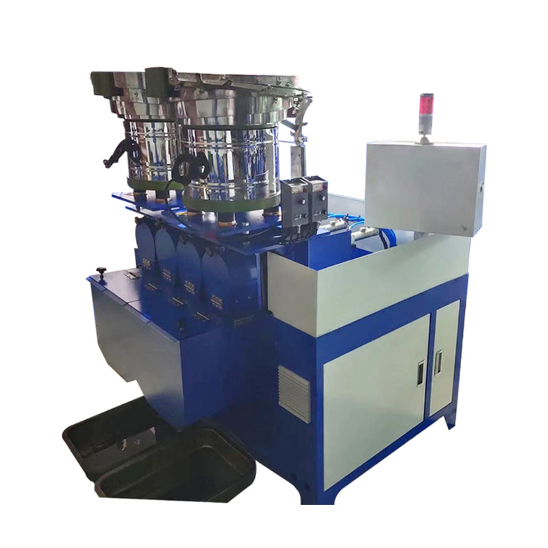 Automatic Nut Machina Tapping